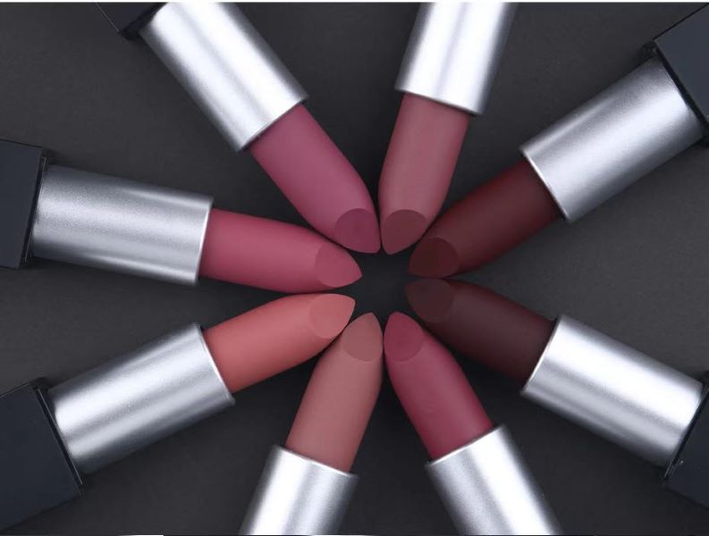 

Woman OEM professional custom logo Matte Moisturizing Lipstick INTER VIEW color similar Huda
