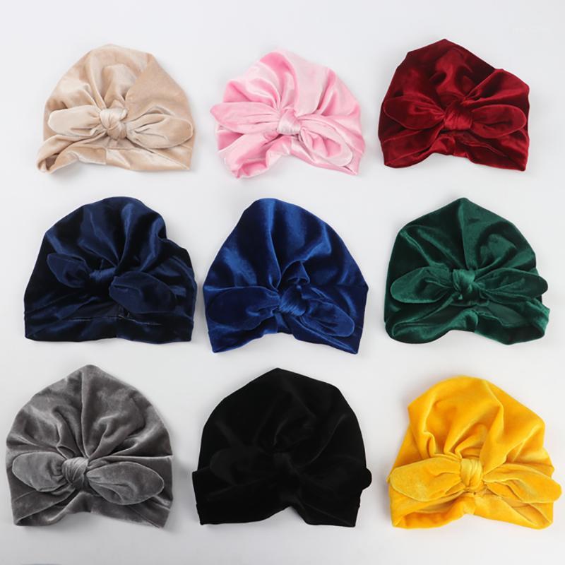 

New Velvet Baby Hat for Girls Autumn Winter Baby Boy Cap Photography Props Elastic Infant Beanie Turban Hat Accessories1, Black