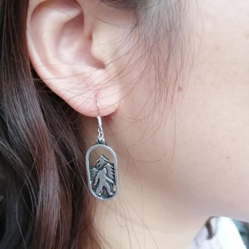 

1pair Sasquatch bigfoot earring friend Birthday gift Nature Jewelry