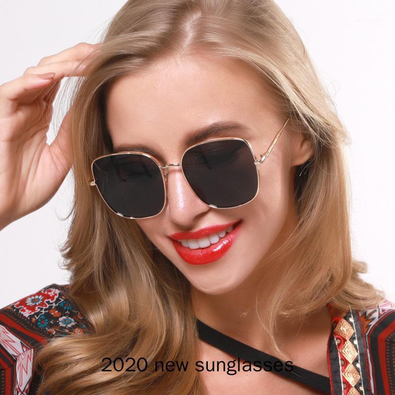 

Oversized Square Sunglasses for Women Fashion Large Glasses Frame Retro Men Sunglasss Gradient Gary Lens Glasses UV400 NX1