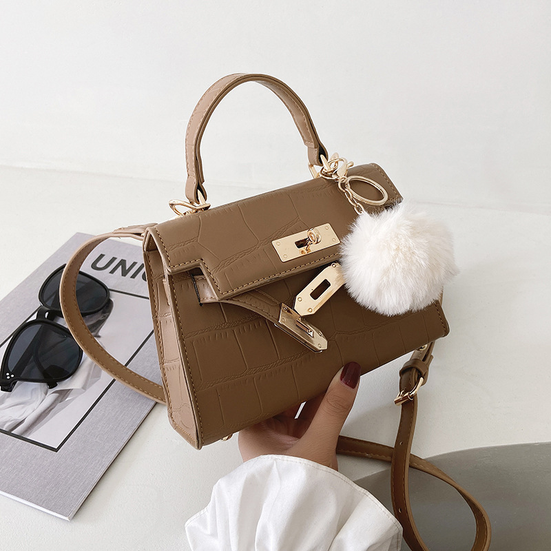 

This year's popular women's 2021 fashion handbags new autumn and winter fashion portable Kelly bag versatile One Shoulder Messenger