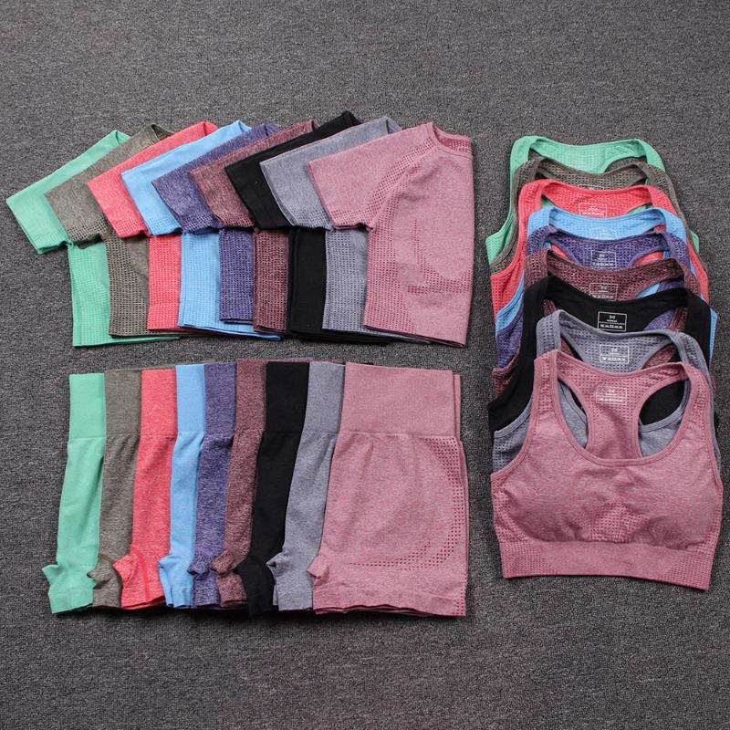 

3PCS Seamless Yoga Set Women Gym Clothing Workout Clothes Padded Sports Bra Short Sleeve Crop Top High Waist Running Sportswear, Gray shorts