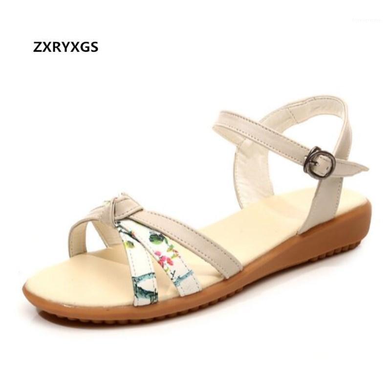 

Soft comfortable Middle-age women shoes summer sandals 2020 new large size genuine leather sandals flat anti-slip casual1, Beige