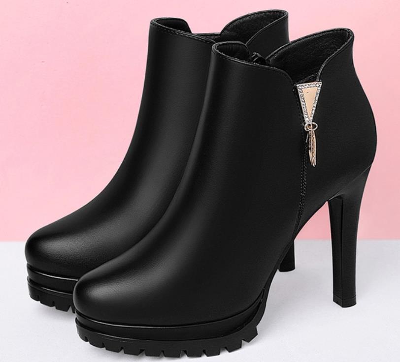 

2020 new stiletto style short and suede women's boots, Black