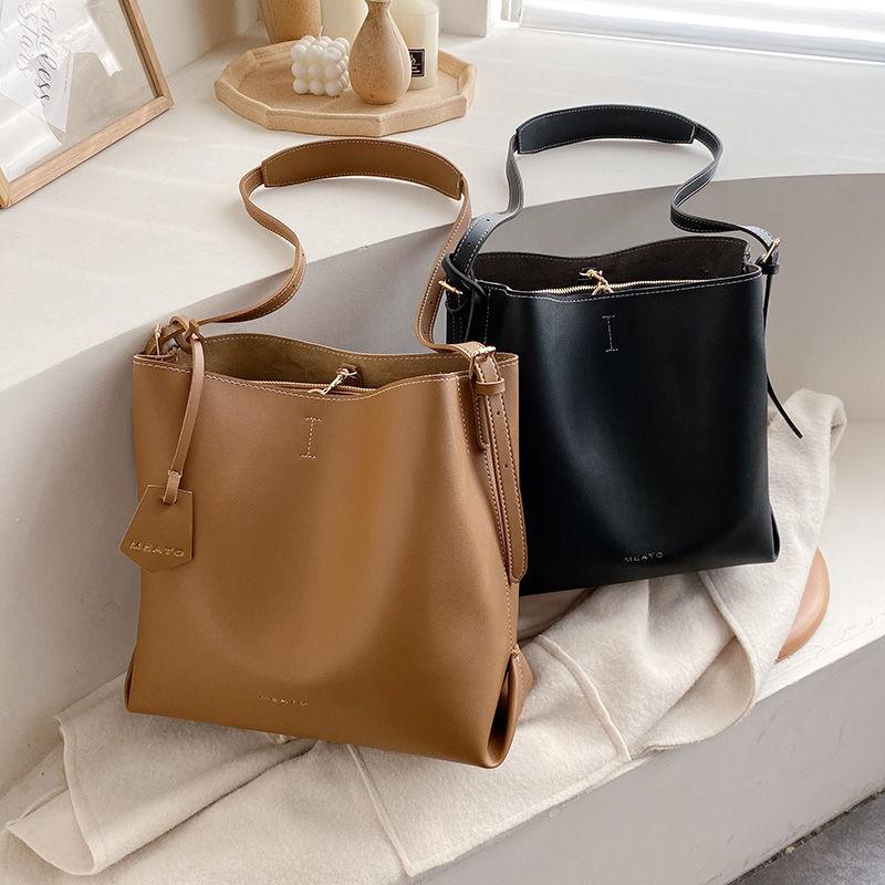 

Autumn and Winter 2021 Large Capacity Commuter Single Shoulder Big Bag Bucket Bag Women's Fashion Slant Span, Purple