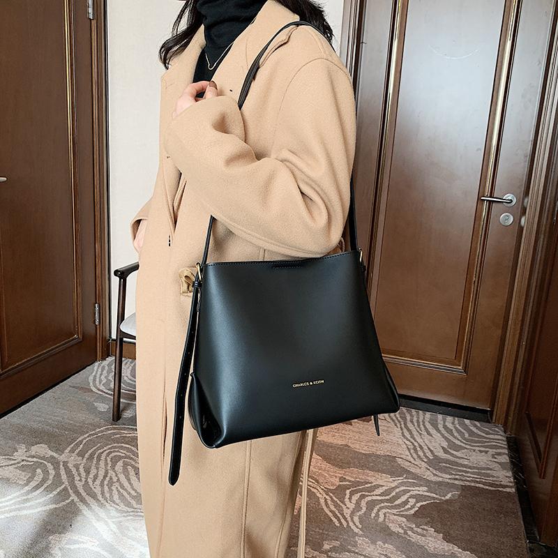 

Pure Color Lady Shoulder Bag 2021 European American Simple Temperament Women Bag Pu Leather Girl Crossbody Black Shopper, Brown