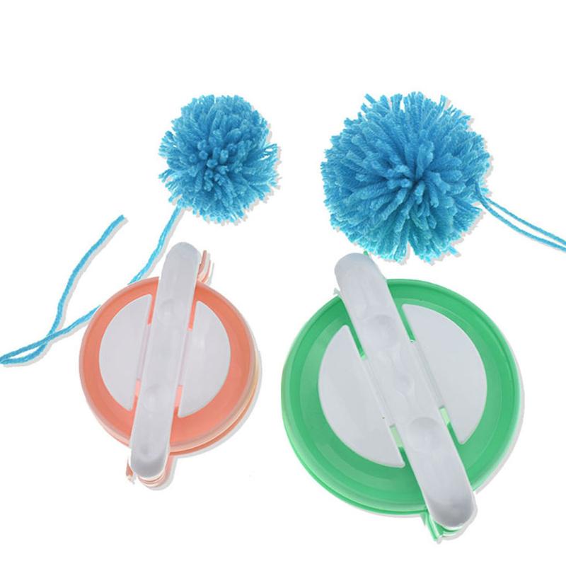 

4 Sizes Pompom Maker Set Handcraft DIY Yarn Craft Knitting Decorative House Dress Plush Pom Pom Ball Waver Color Random