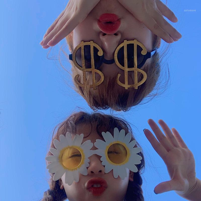 

Chrysanthemum birthday party female flamingo cartoon cute spoof hip hop fun prop male Vintage ins punk Harajuku fun sunglasses1