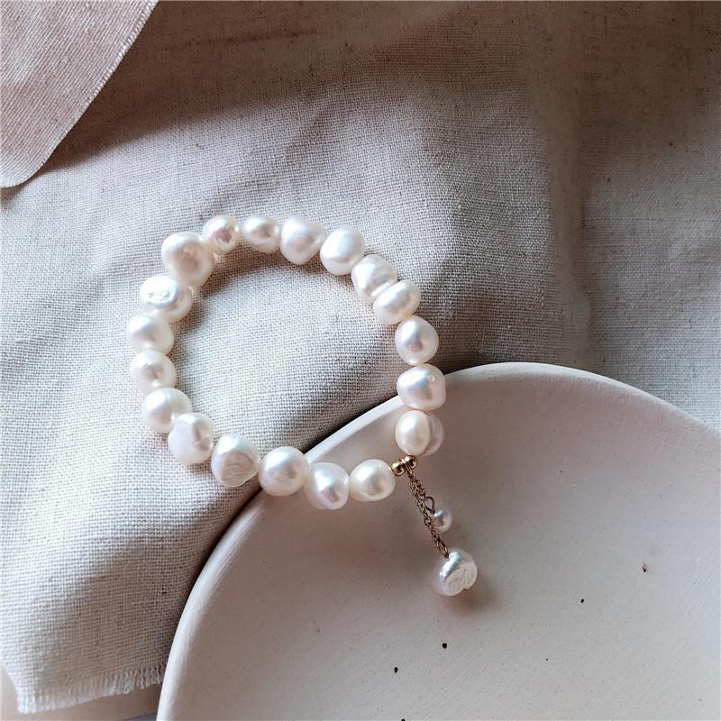 

New Ladies Popular Personality European and American Handmade Natural Pearl Baroque Simple Retro Temperament Bracelet