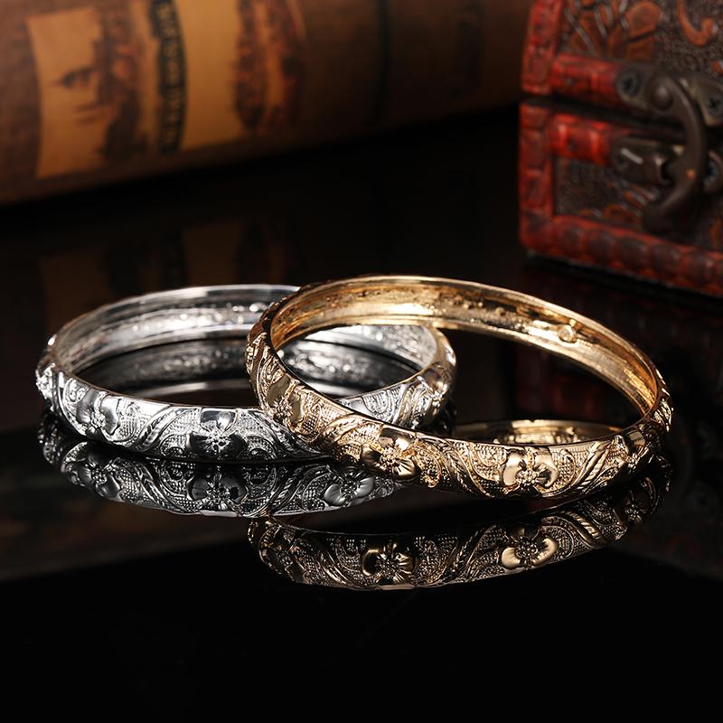 

Bangle Luxury French Style Ladies Wedding Ornament Bracelet Court Carved Hand-Crafted Gold Flower Pattern