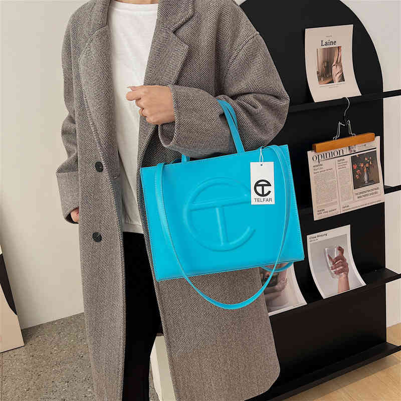 

2022 New Small Simple Shopping Bag Texture Handbag Women's Large Capacity One Shoulder Messenger Tote Bag, Only extra shipping(not for sale)
