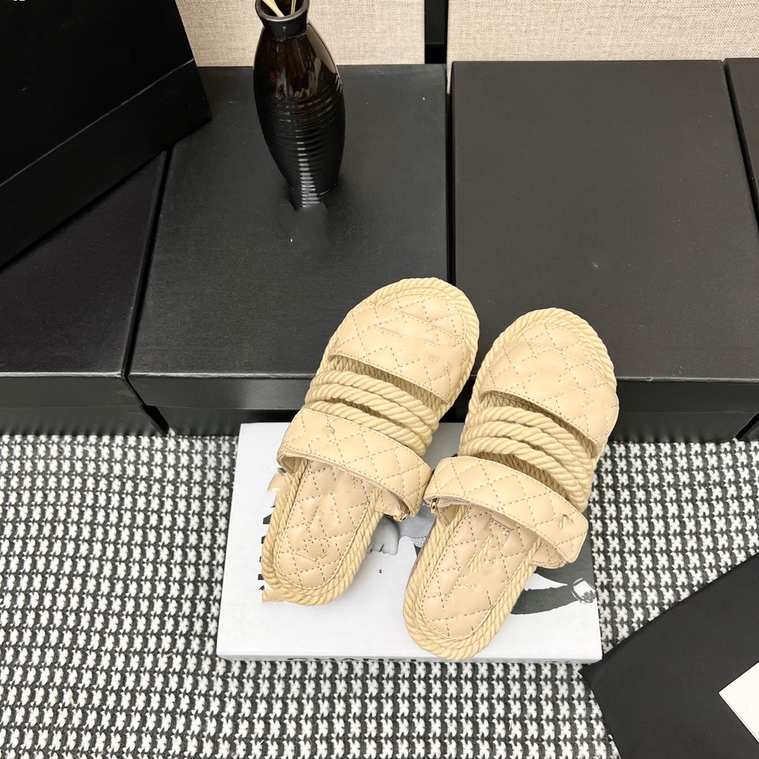 

Designer Women Sandals High Quality Womens Slides Crystal Calf leather Casual shoes quilted Platform Summer Beach Slipper With box and Shopping bag 0214, 10