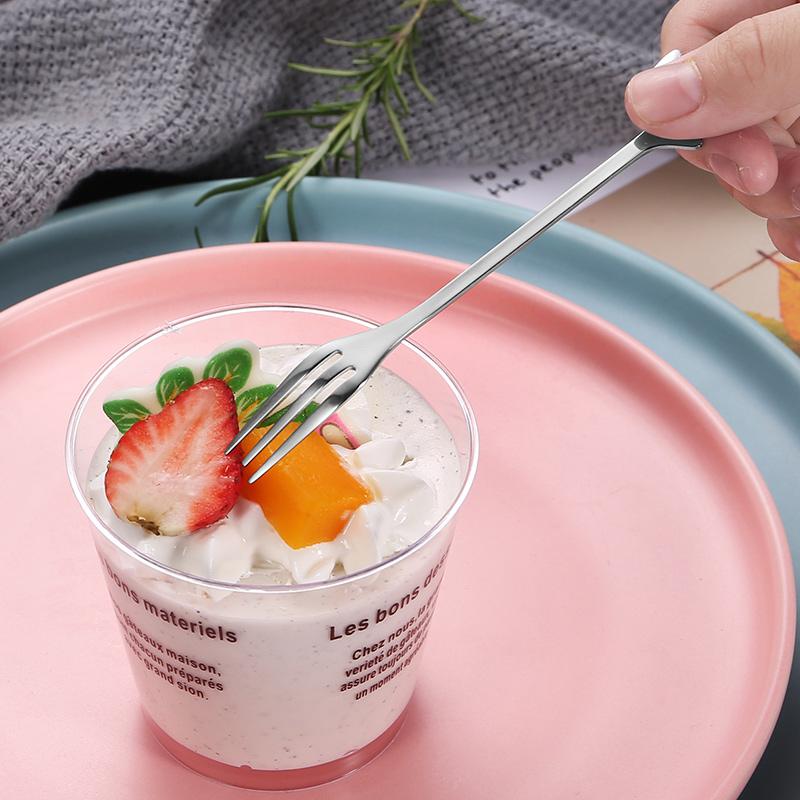 

Creative colorful desserts spoonfuls fruit forks stainless steel cakes ice cream spoonfuls coffee