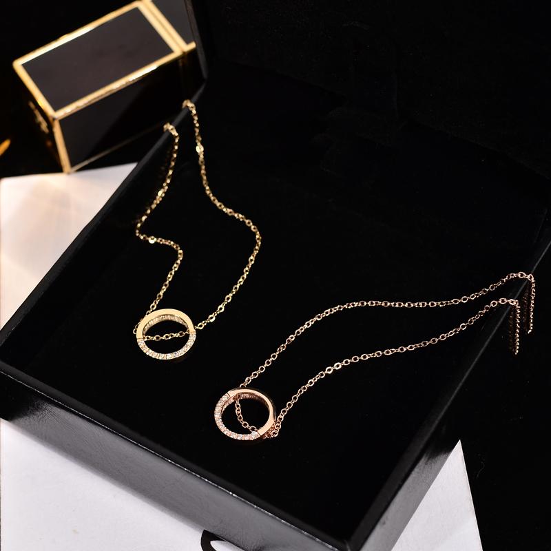 

YUN RUO 2020 New Arrival Rose Gold Color Chic Zircon Crystal Round Pendant Necklace Fashion Titanium Steel Woman Jewelry No Fade