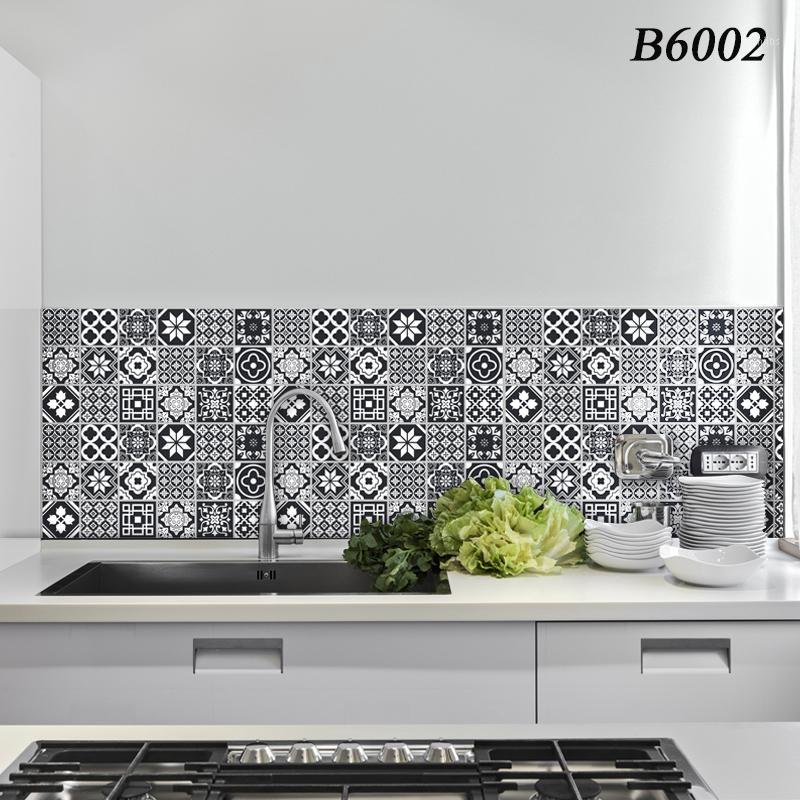 

kitchen Wall Stickers High temperature Anti-oil paste kitchen wallpaper Self-adhesive foil waterproof bathroom wall stickers1
