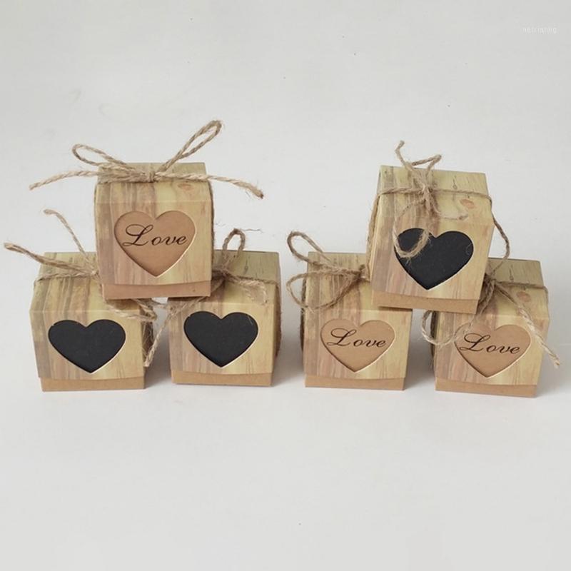 

50pcs Kraft Paper Candy Gift Box Heart Gifts Bags Party Favors For Guests Wedding Christmas Baby Shower Birthday Decoration1