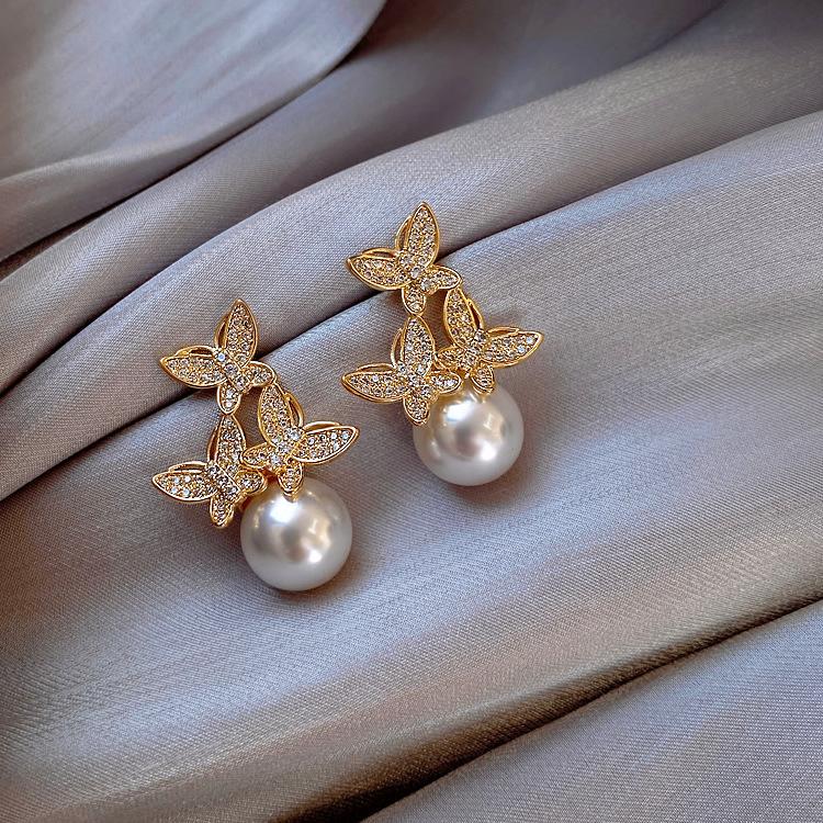 

Elegant Earrings 2020 Trend Unique Multi Butterfly Pearl Pendant Earrings Ladies Jewelry Party Luxury Dangle for Woman
