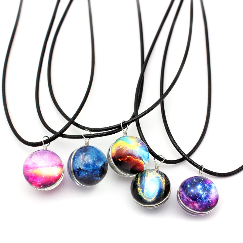 

Fashion Double-Sided New Nebula Necklace Glow In The Dark Space Universe Necklaces Glass Galaxy Solar System With Luminous Necklace 3 N2