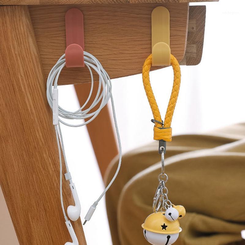 

4 Pcs Simple Nordic Hook Strong Suction Wall Sucker Hanger Waterproof Free punching Kitchen Load Racks Storage Hook Hangers1