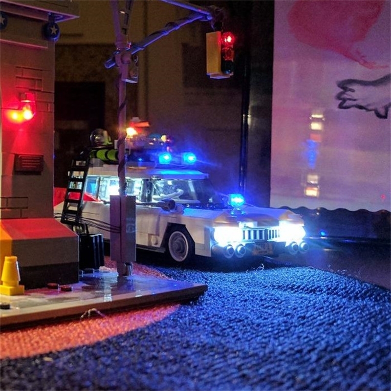 

LED Light Kit (only light included )for 21108 blocks set Compatible with Ghostbusters Ecto-1 bricks (Car Not Included) LJ200925