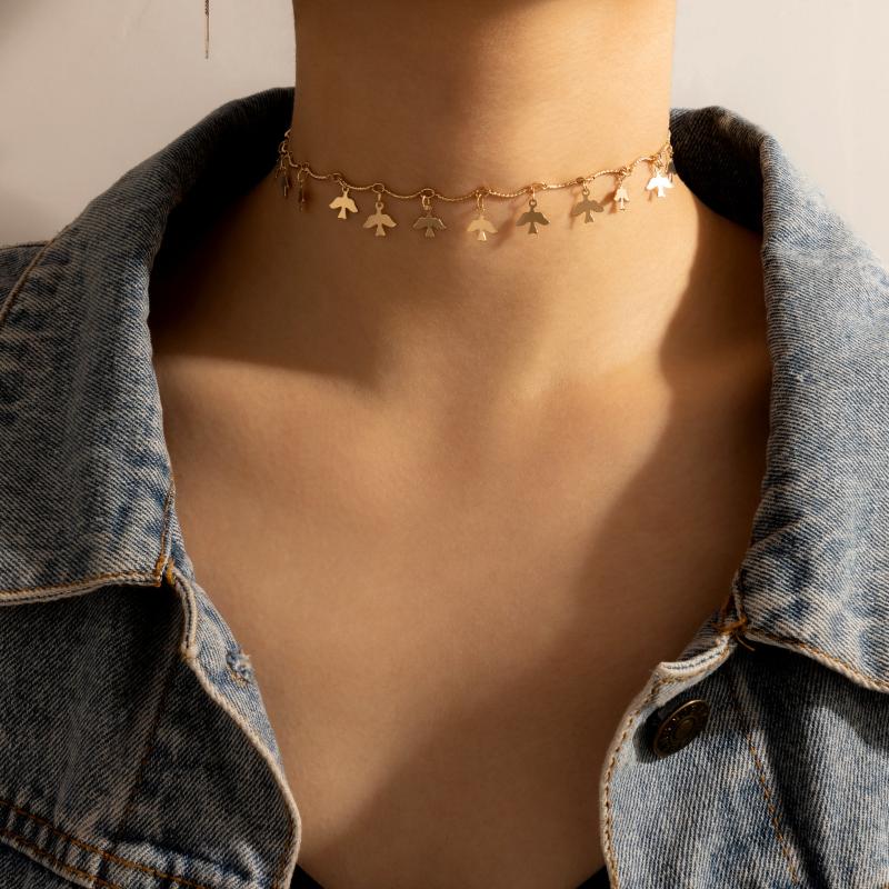 

New Money Decoration Female Trend Fashion Creative Trendy Short Clavicle Chain Bird Swallow Tassel Necklace Single Layer