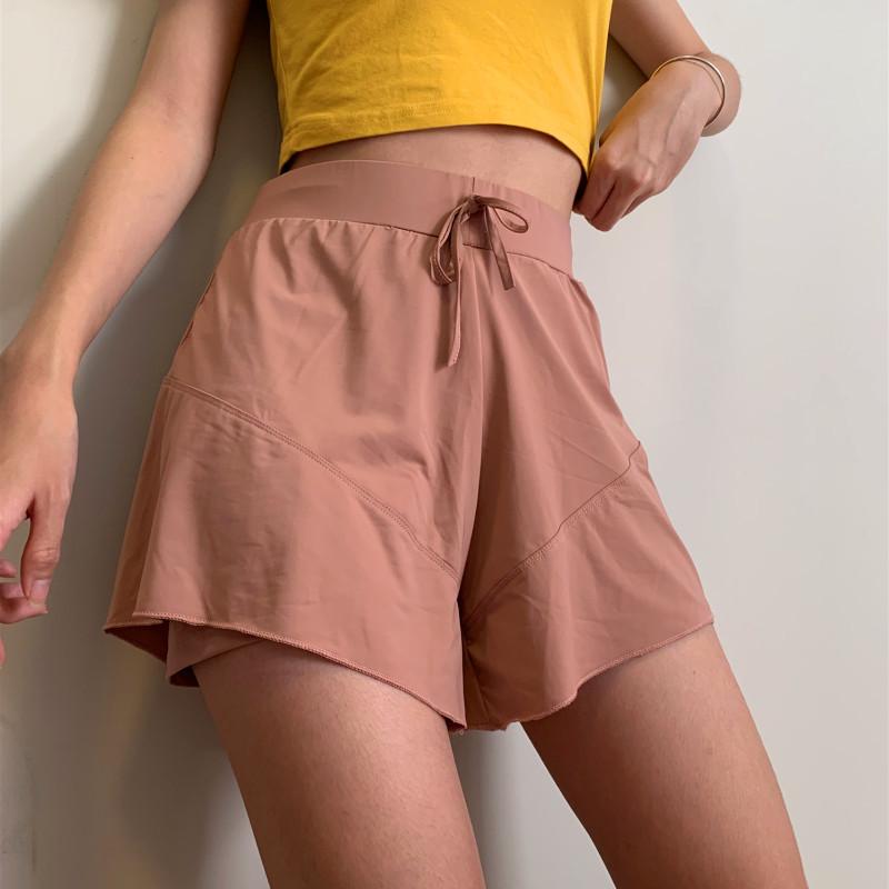 

2020 Summer Double Layers High Waist Bandage Sports Fitness Shorts Women Loose Quick-Drying Running Cycling Shorts Plus Size 4XL, Black