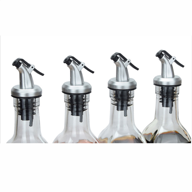 

Oil Bottle Stopper ABS Lock Plug Seal Leak-proof Food Grade Plastic Nozzle Sprayer Sauce Dispenser Wine Pourers Bar Tools VT1901