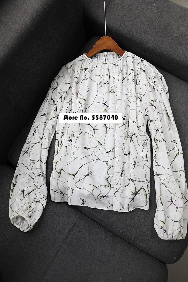 

100% Silk 2020 Early Autumn New Printed Shirt Round Neck Long Sleeve Loose Top Women, Creamy-white
