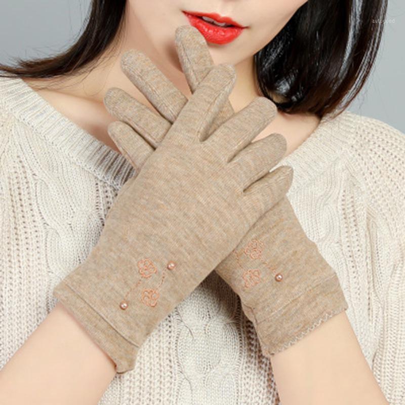 

Five Fingers Gloves Winter Cashmere Cute Flower Embroidery Women Thin Section Plus Velvet Warm Mittens Spring Windproof Cycling Driving E471