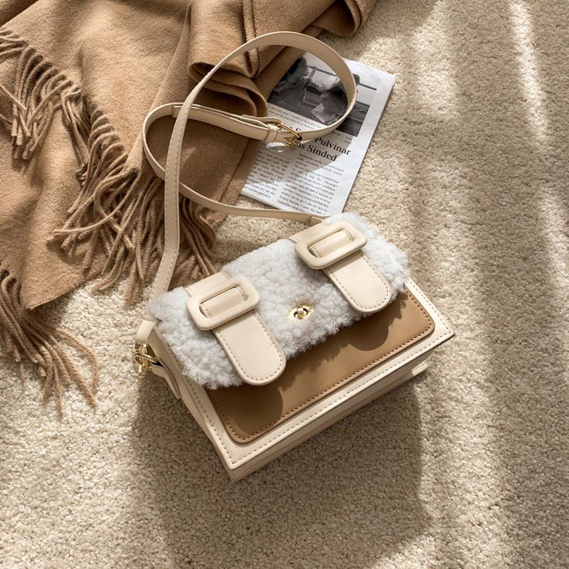 

Fashion Lambswool Crossbody Bags for Women Design Soft Plush Shoulder Bag Luxury Pu Leather Messenger Bag Lady Small Flap Winter, Beige