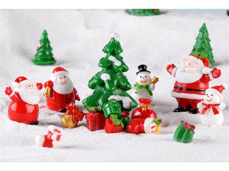 

Resin Santa Claus Snowman Wreath Elk Socks Bells Landscape Decoration For Home Indoor Decorations for 2020 Christmas Ornaments