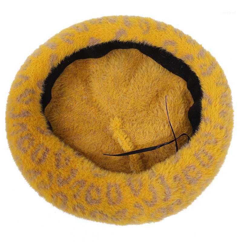 

Berets 2021 Beret1, White
