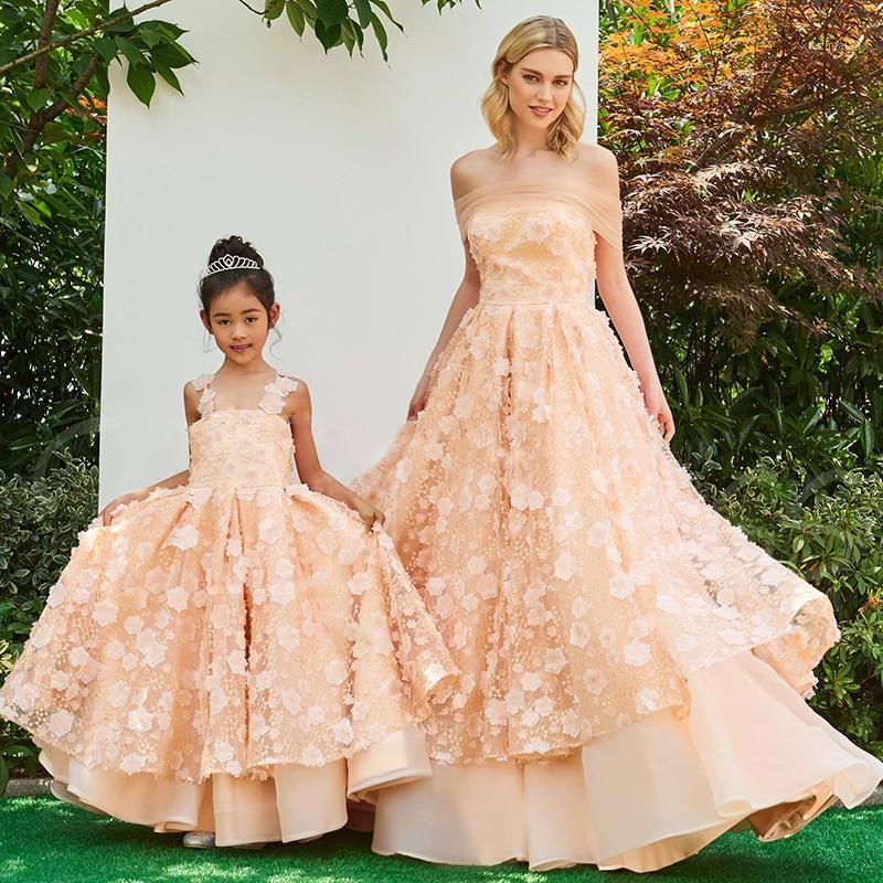 wedding dresses for mother and daughter