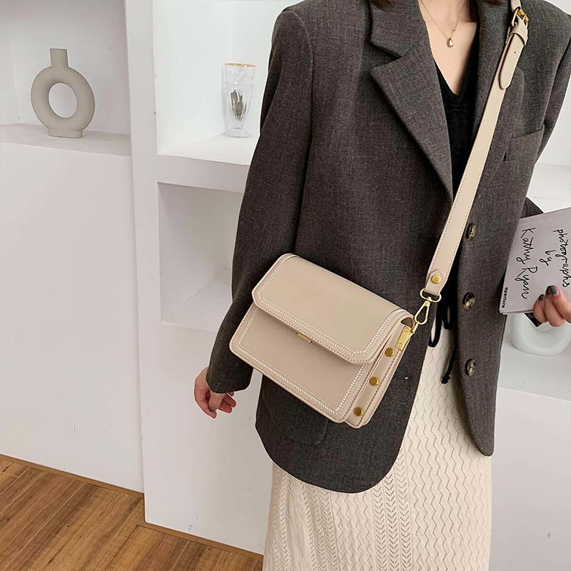 

Female vintage bag tote Messenger Bag High Quality Women Shoulder Small Square Daily Sturdy Black Imitation Leather