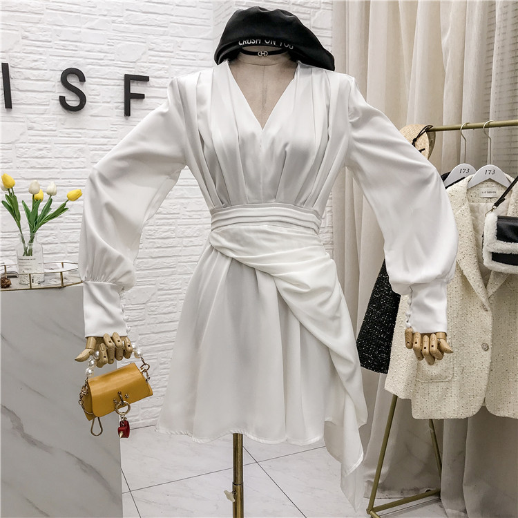 

2021 New Spring new high V-neck dress female Korean of the niche design waist was thin and irregular GOUH, White