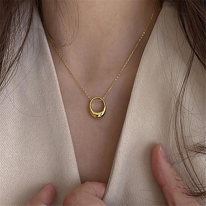 

Chokers Minar Minimalist Hollow Oval Pendant Necklace For Women Mujer Gold Titanium Steel Geometric Necklaces Birthday Gifts