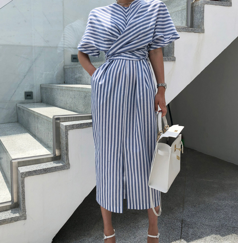 

2021 New Women Summer Runway Fashion Classic Striped Cross Lace-up Bow Robe Femme Party Casual Elegant Long G7wd, Blue