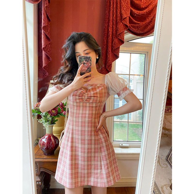

2021 New Summer elegant female national style pink check retro-neck square bubble sleeve high waist short to-line dress T8G3, Pink grid