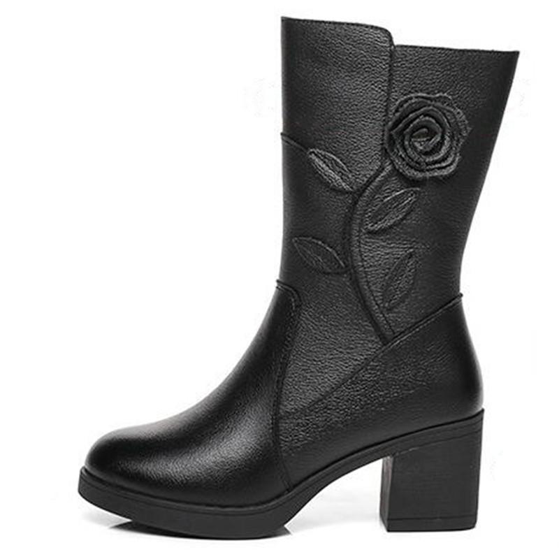 

High-end Temperament Top Cowhide Flowers In-tube Boots Autumn Winter Boots Warm Shoes Woman New Snow Fashion Women, Inside short plush