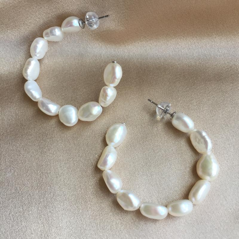 

Hoop & Huggie Chic Women Safe Solid 925 Sterling Silver C Shape Genuine Natural Baroque Pearl Bead Earring Bridal Real Pear