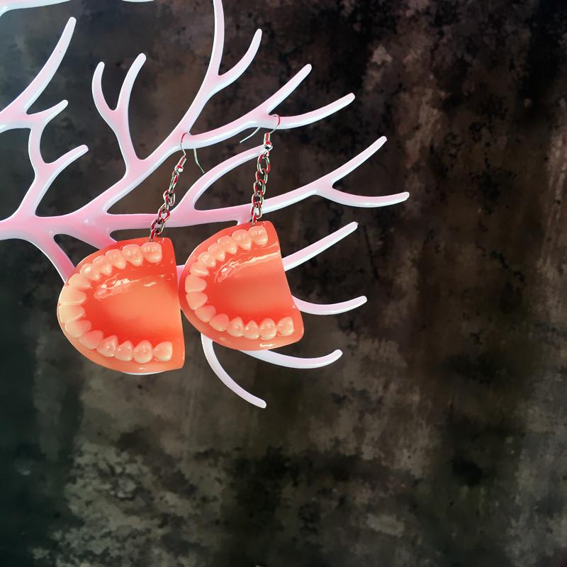 

Dangle & Chandelier 1Pair Creative Handmade Denture False Tooth Pendant Earrings For Women Funny Personality Fashion Intersting Stud Earings