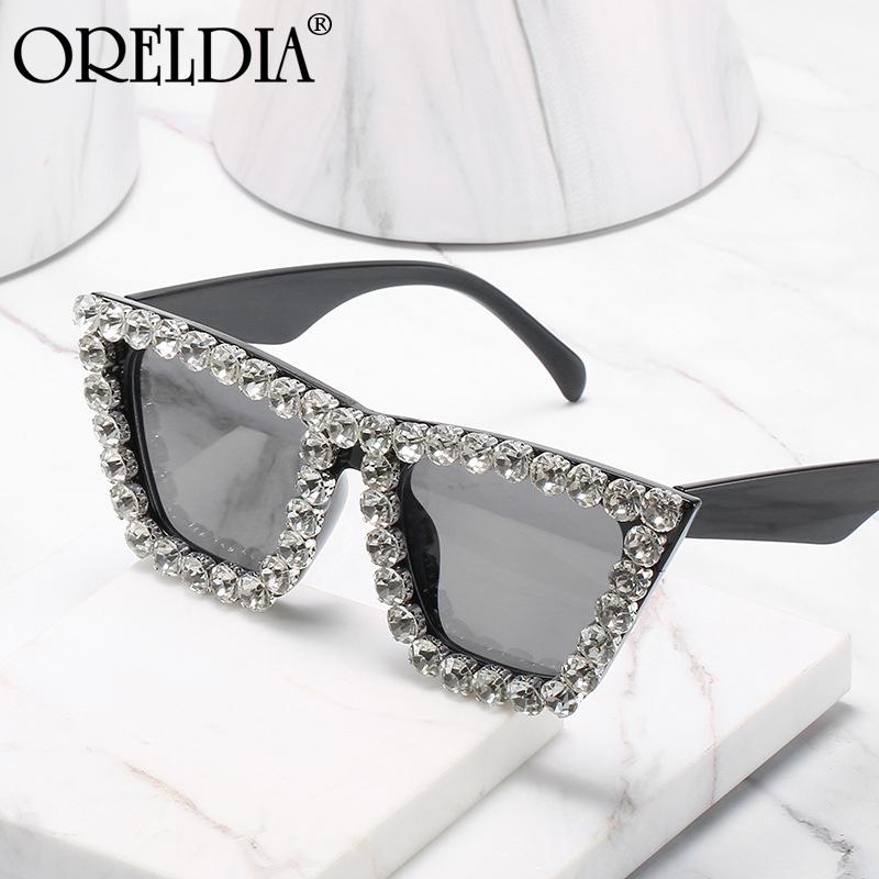 

Sunglasses 2021 Big Frame Cat Eye Female Fashion Trend Personality Diamond White Red Yellow Rhinestone UV400
