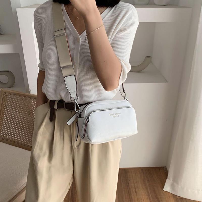 

Quality Bags For Women 2021 Fashion Wild Small Square Bag Wide Straps Female Shoulder Bag Casual Solid Color Lady Messenger, Black