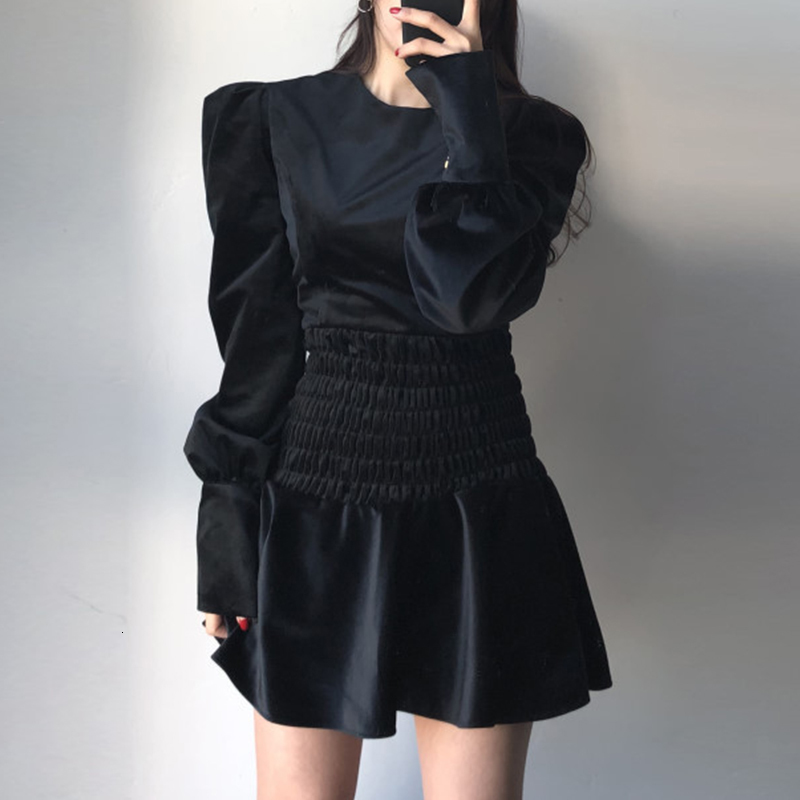 

2021 New Autumn Ruffle Pleated Slim Women O-neck Long Sleeve Female Black Patchwork A-line Es Mini Party Vestidos Z9mi