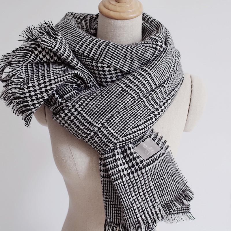 

women Autumn winter fashion soft warm men all-match long houndstooth plaid scarf with tassel lady Shawl
