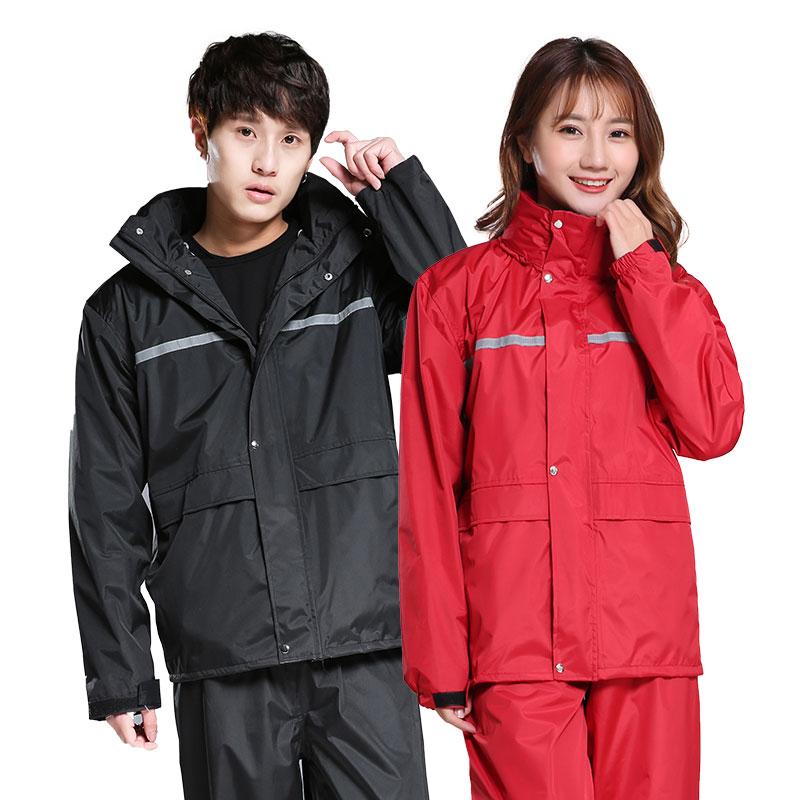 

Outdoor Man and Women Waterproof Jacket and Pants Suit Sports Climbing Hiking Raincoat, Red