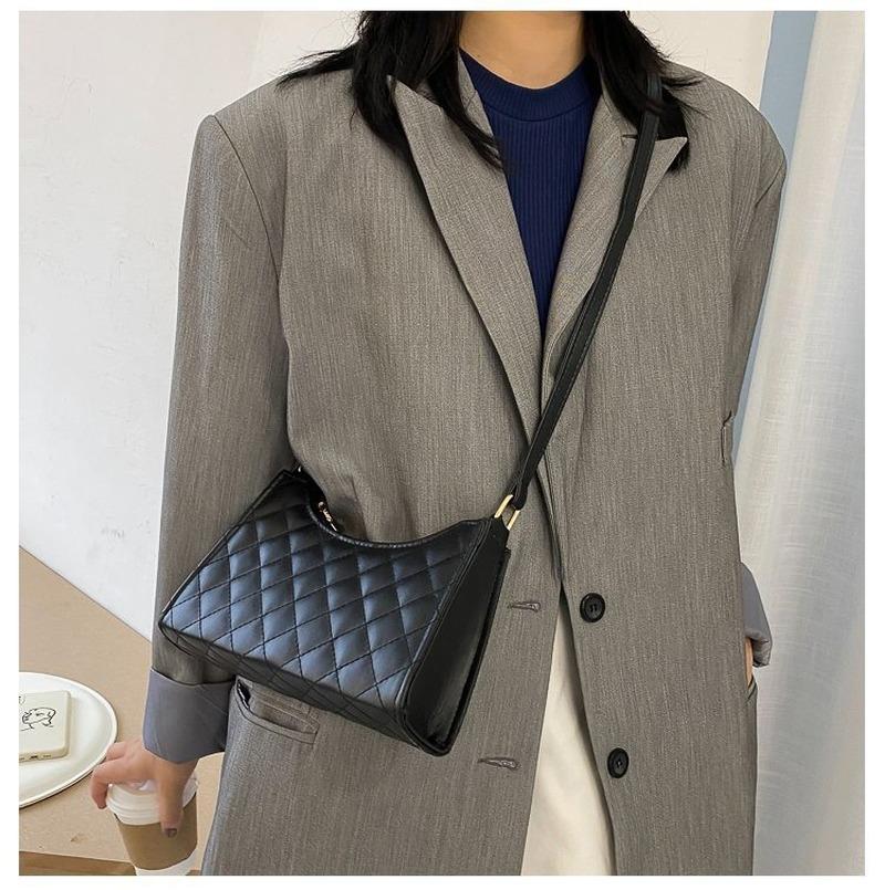 

Lingge women's bag single shoulder small square bag
