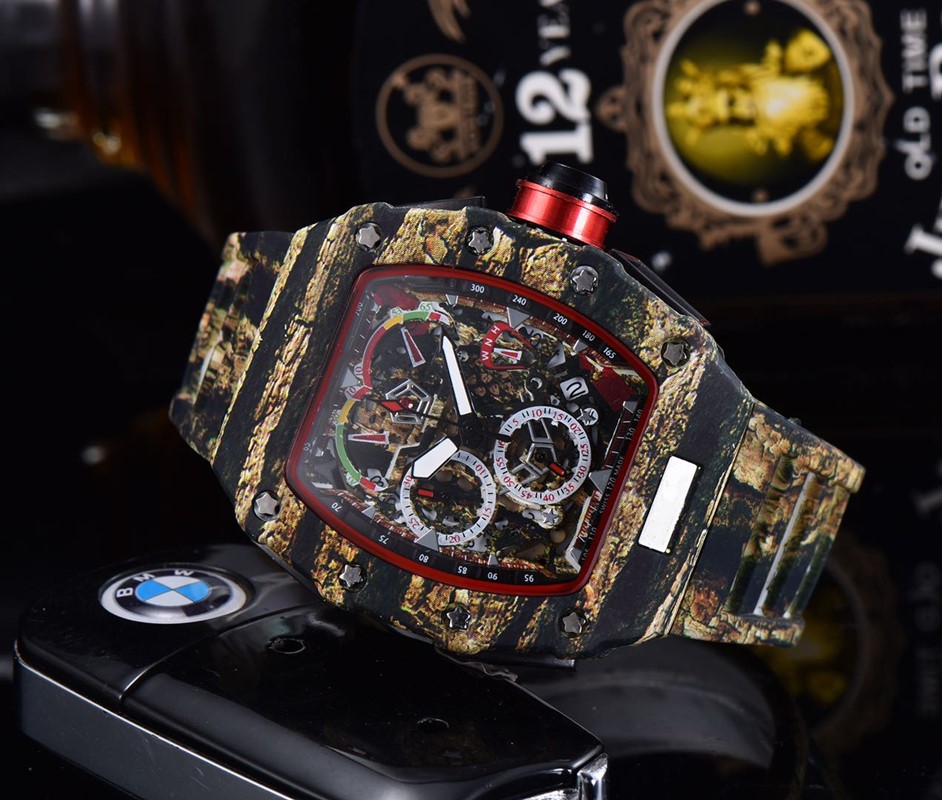 

2021all the crime quartz watch dial work, leisure fashion scanning tick sports watch2, Slivery;brown