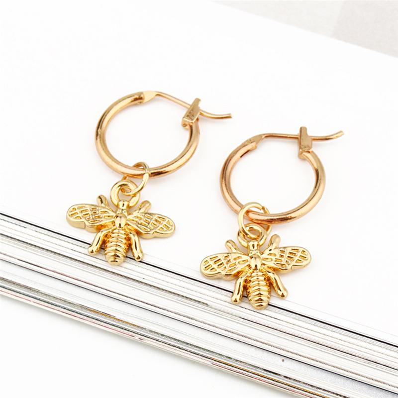 

1pair Gold Small Hoop Earrings For Women Small Bee Pendant Earrings Circle Round Insect Women Earring Jewelry