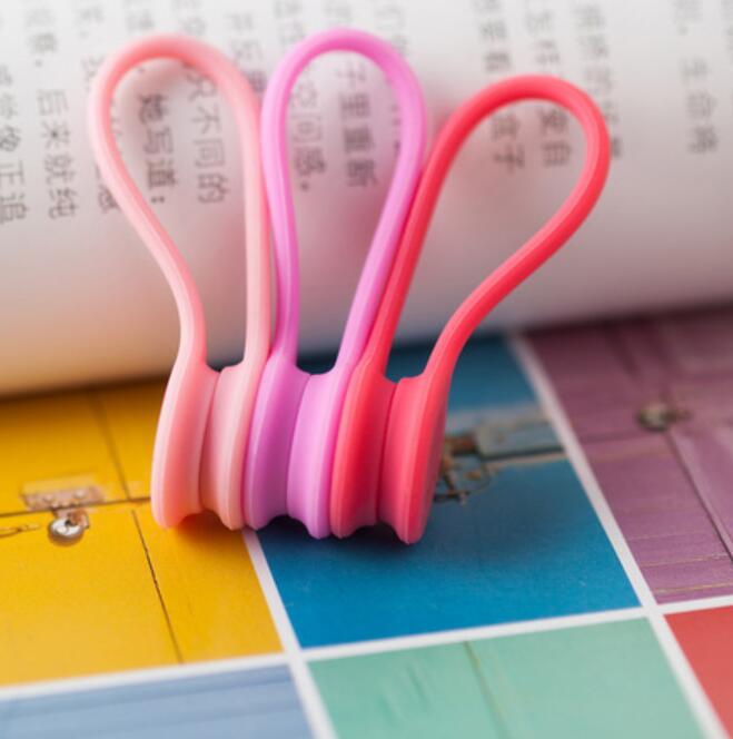 

USB Cable Holder Strap Management Silicone Earphone Cord Magnetic Organizer Gather Clips Bookmark keychain House Supplies LSK1910